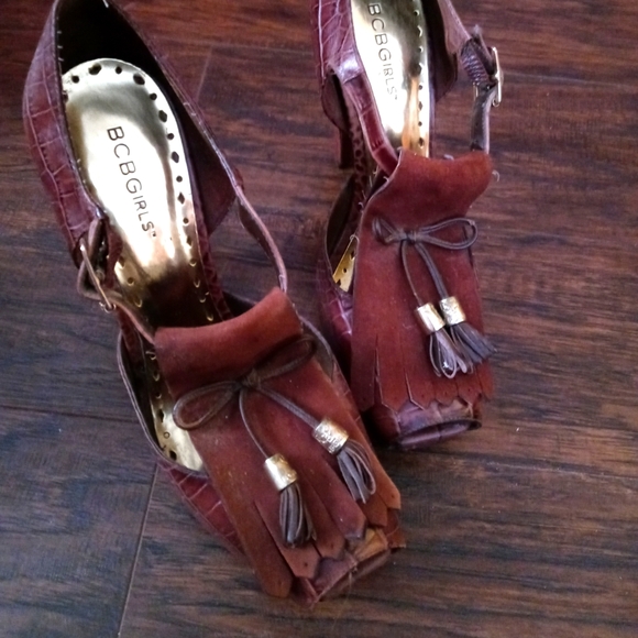 BCBGIRLS women's size 8 1/2 - Picture 1 of 3